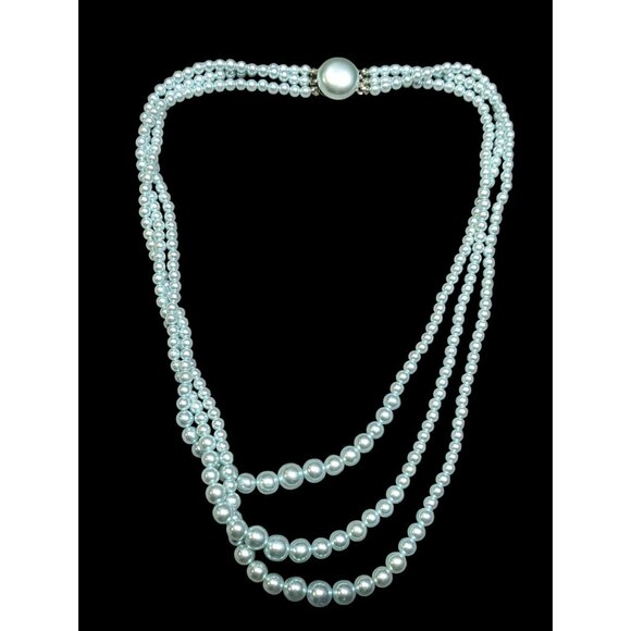 Vintage Princess Style Light Blue Faux Pearl Layered Necklace - Picture 1 of 6
